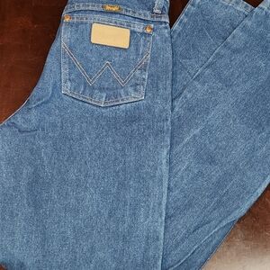Wrangler Classic Blue Jeans with Tan Patch